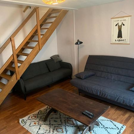 Charmant Appartement Au Calme Avec Parking Μπεζανσόν Εξωτερικό φωτογραφία