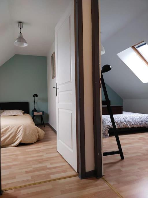 Charmant Appartement Au Calme Avec Parking Μπεζανσόν Εξωτερικό φωτογραφία